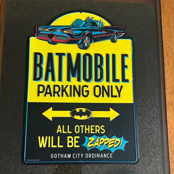 Batmobile Parking Only Metal Sign - Yellow and Black - Picture 1 of 1